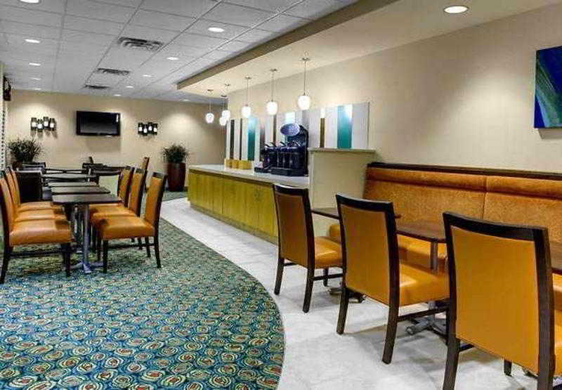 Fairfield Inn & Suites By Marriott Джупитер Ресторан фото